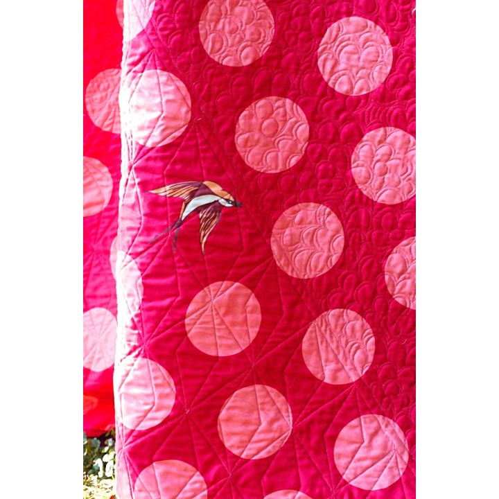 PRODÁNO- PATCHWORK DEKA - BAREVNÉ TROJÚHELNÍKY  - 8