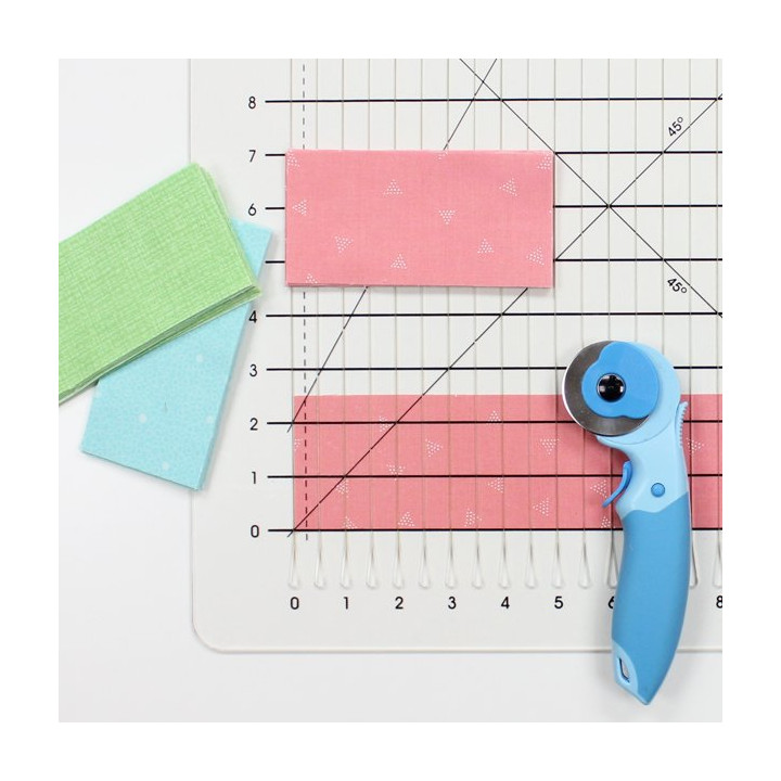 SHAPE CUT FOR STIPS/BLOCKS od June Tailor