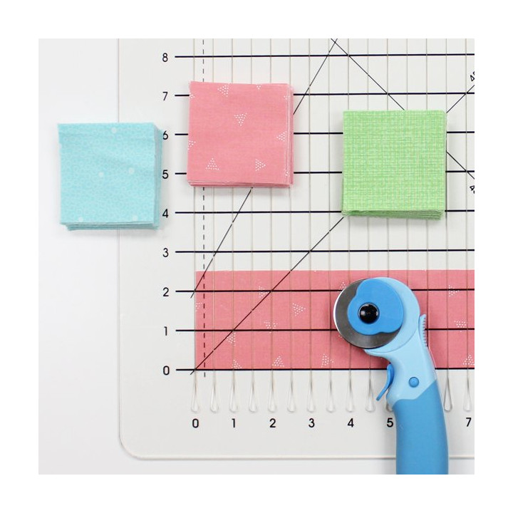 SHAPE CUT FOR STIPS/BLOCKS od June Tailor